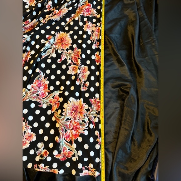 MLLE GABRIELLE,NWOT,STRAPLESS, ONEPIECE JUMPSUIT Blk/white polka dot floral - Picture 8 of 10